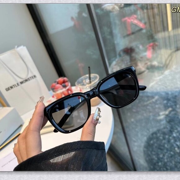 Gentle Monster BILLY Black Sunglasses main image 6